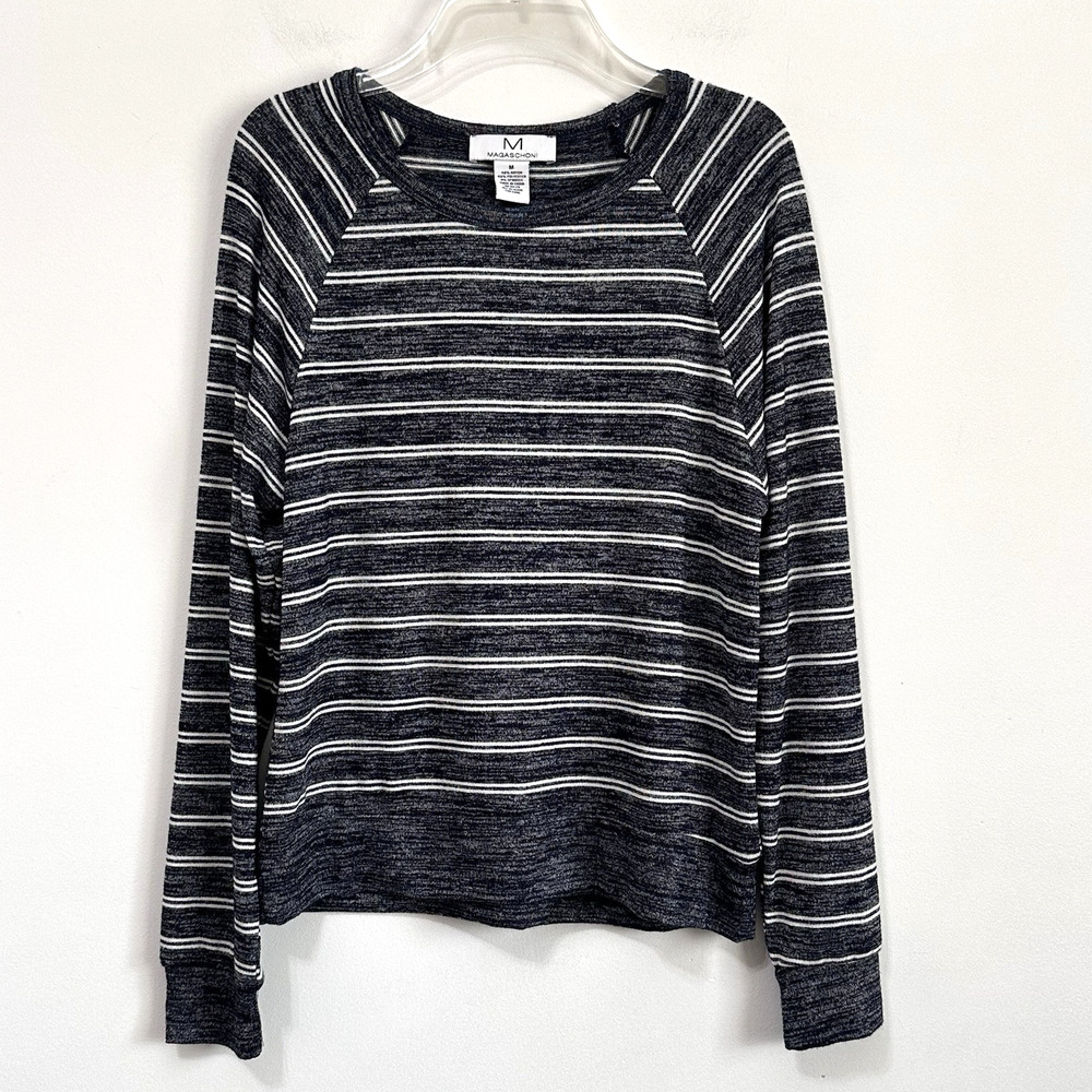 Magaschoni Navy Blue Striped Knit Top Shirt M Sweaterâ Long Sleeve Soft Pullover
